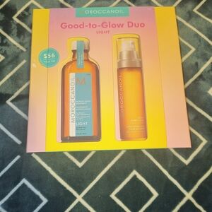 Moroccanoil Light Duo Set in Pink and Yellow